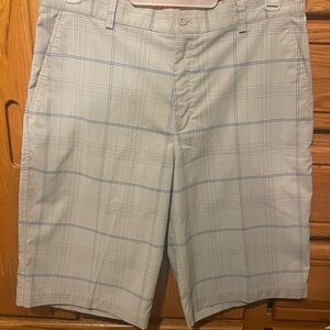 TWO PAIR PRE-WORN NIKE GOLF SHORTS 34 WAIST